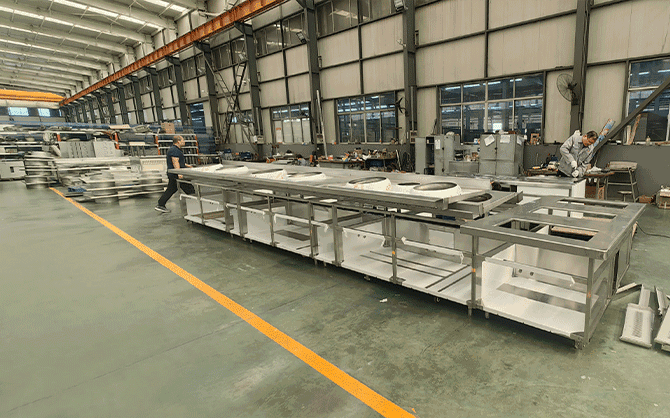 瑞能國(guó)際·瑪菲利廚具生產(chǎn)廠家實(shí)況圖片